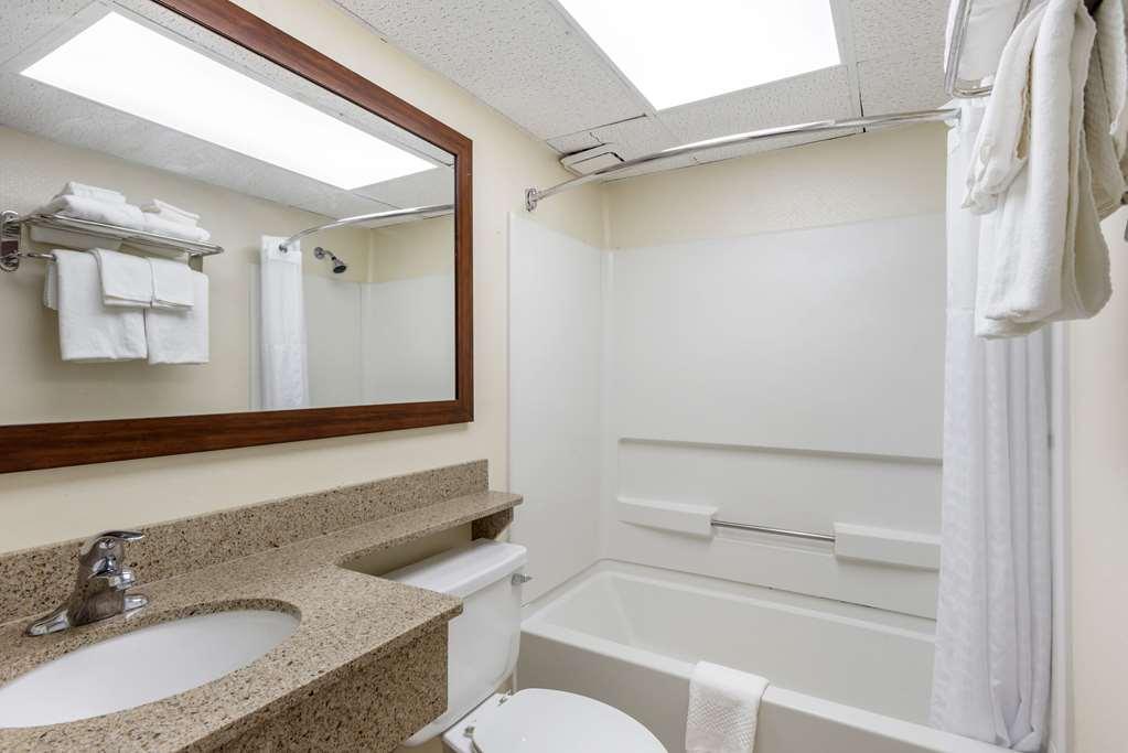 Quality Ocean Beachfront *