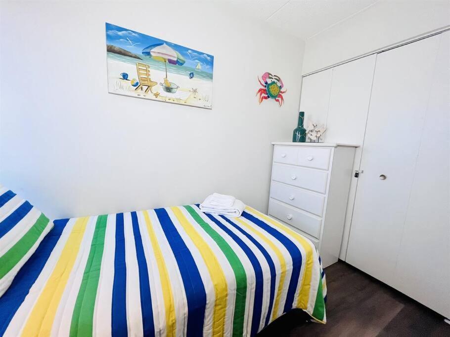Holiday home Ocean Views * Private Balcony * Elevator *