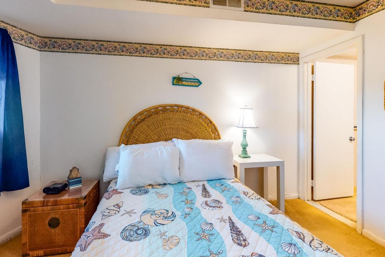 Golden Sands 1316 Apartment *