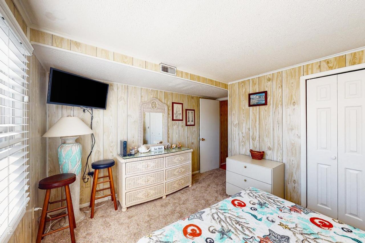 Sea Loft 210 *