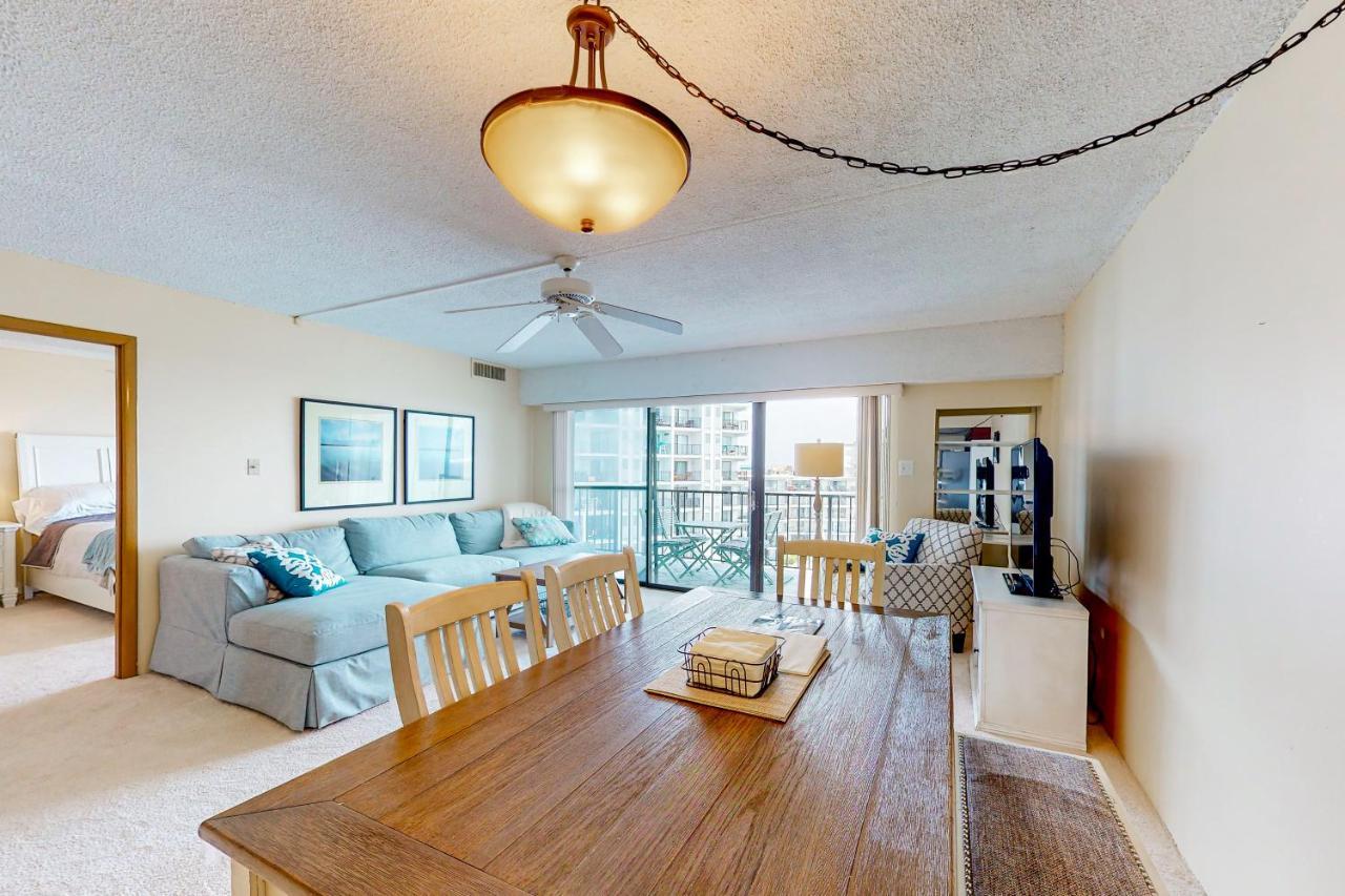Bluewater East S704 Apartment *