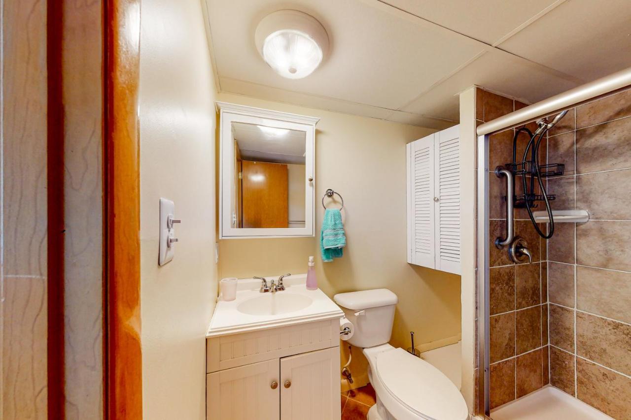 Bluewater East S704 Apartment *