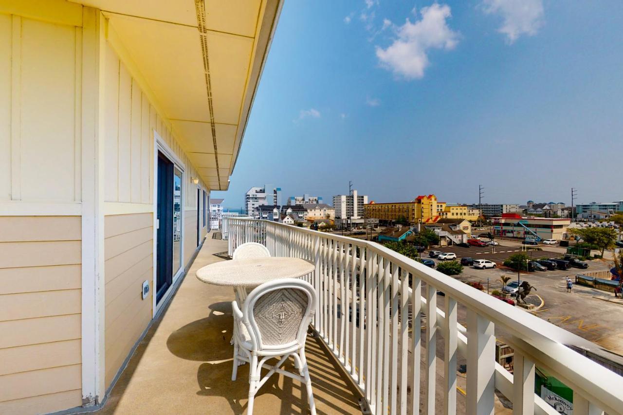 Apartment Playa Flamingo 401