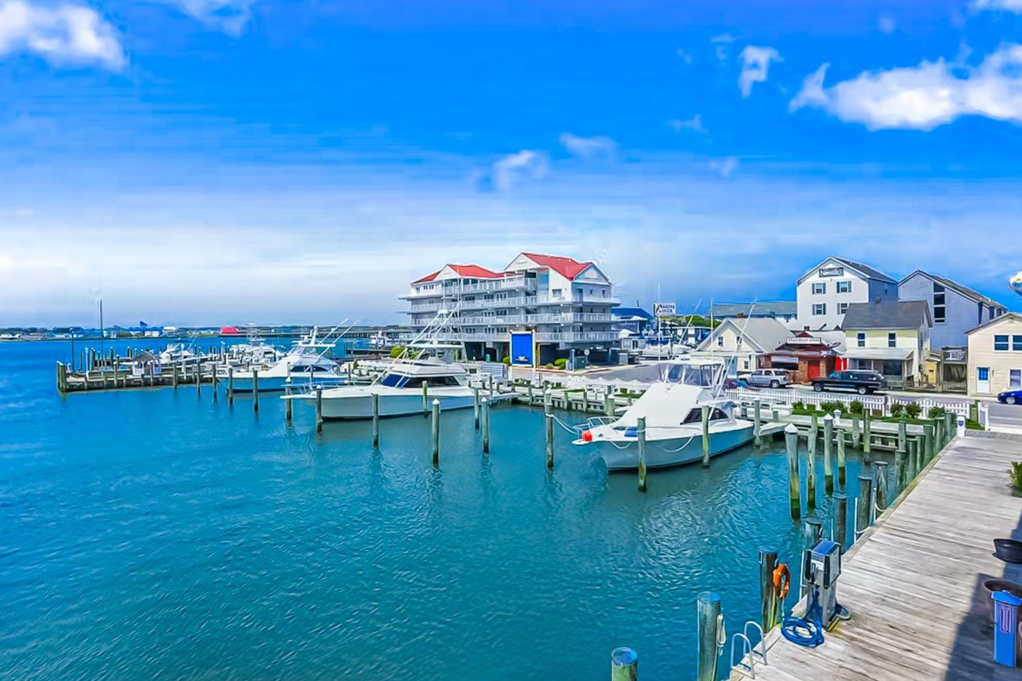Apartment White Marlin 303b