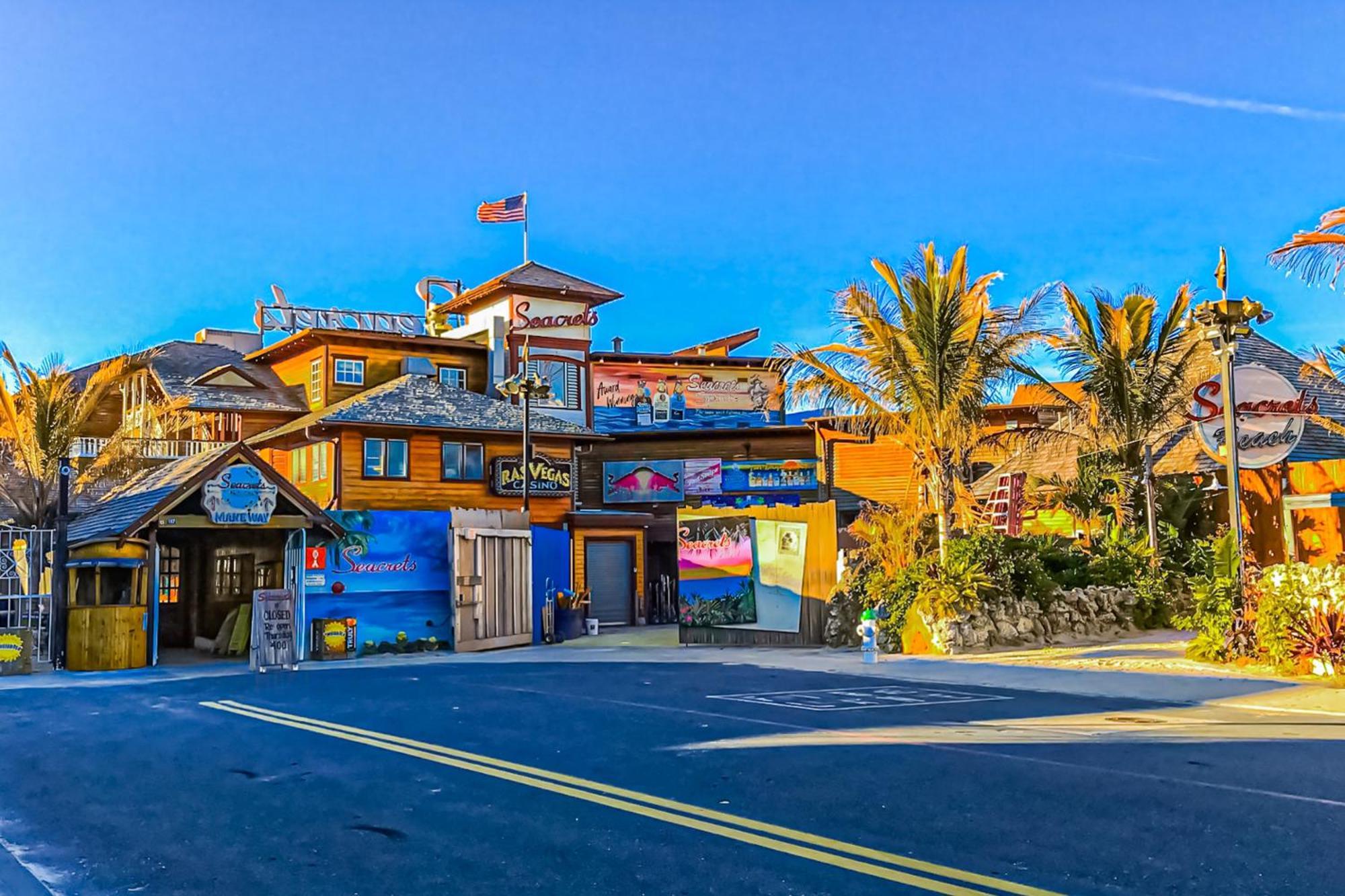 White Marlin 303b Apartment