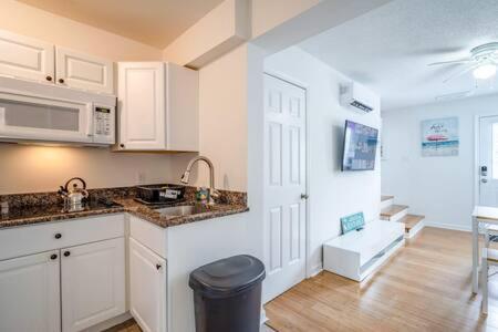 Modern 3-br Ocean Block Walk To The Apartment Ocean City