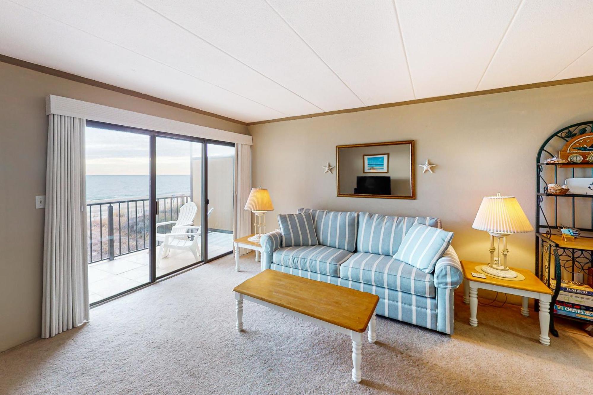 Apartment West Winds 306