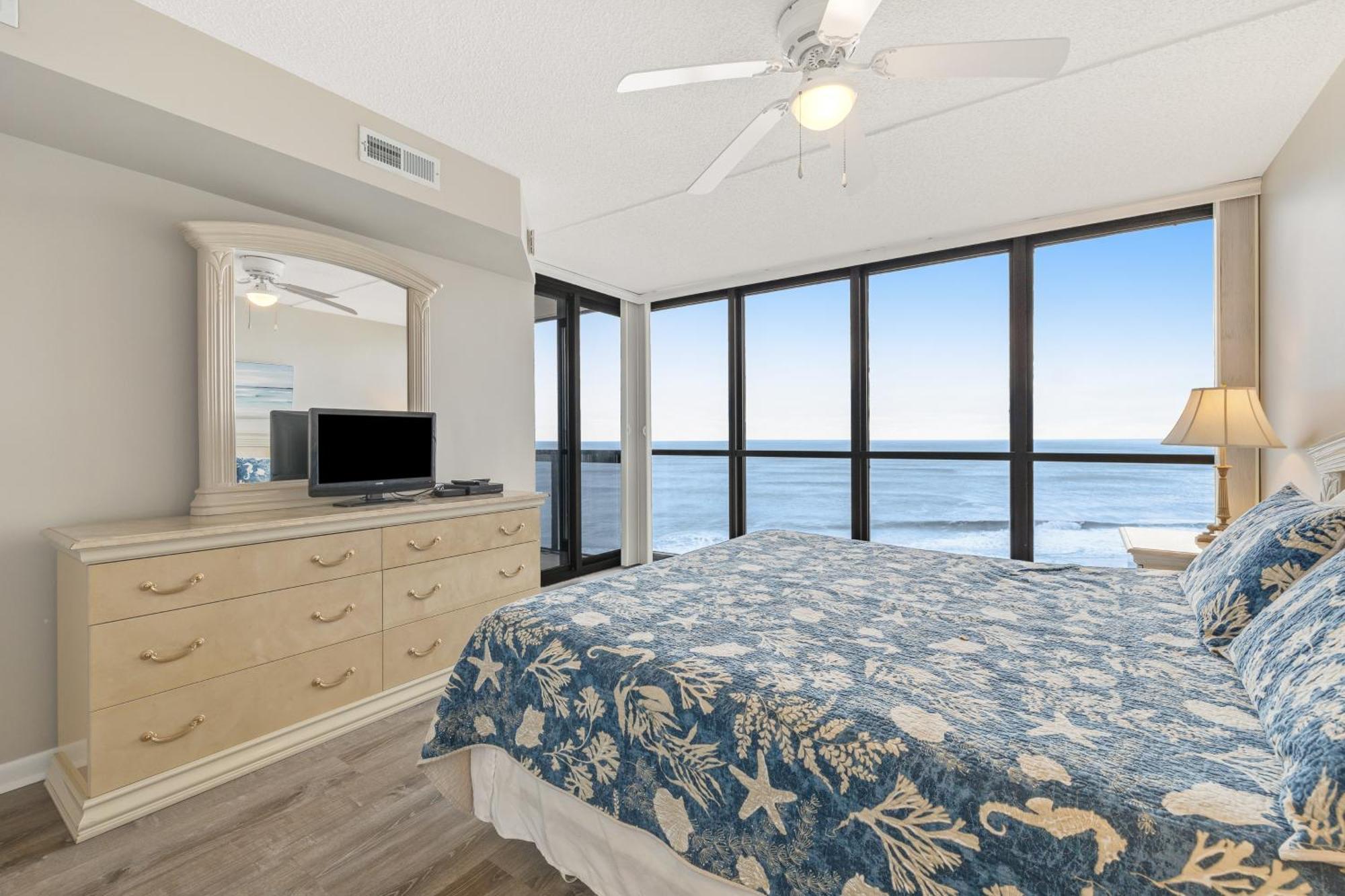 Golden Sands Viii Holiday home *