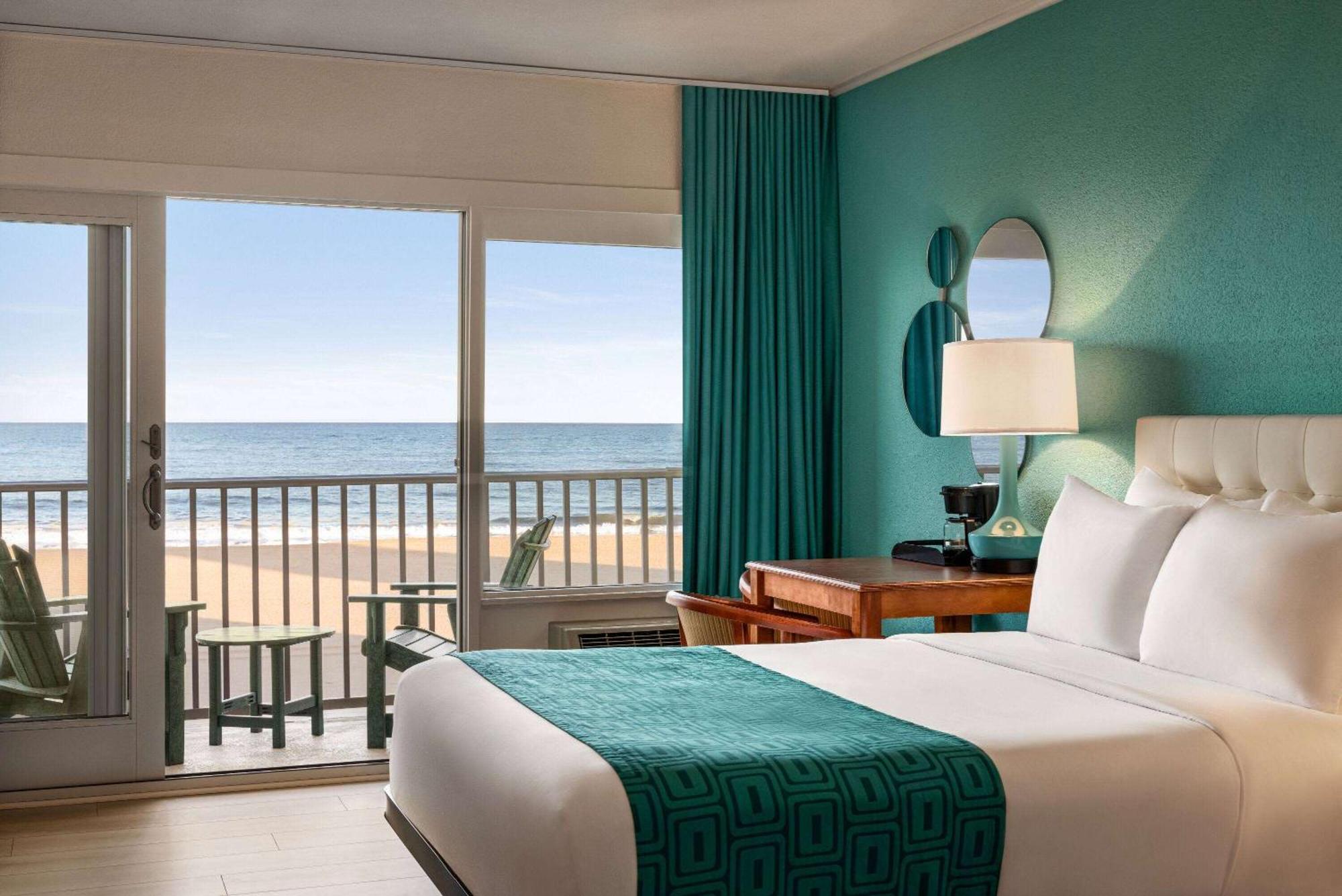 Hotel Howard Johnson By Wyndham Ocean Oceanfront