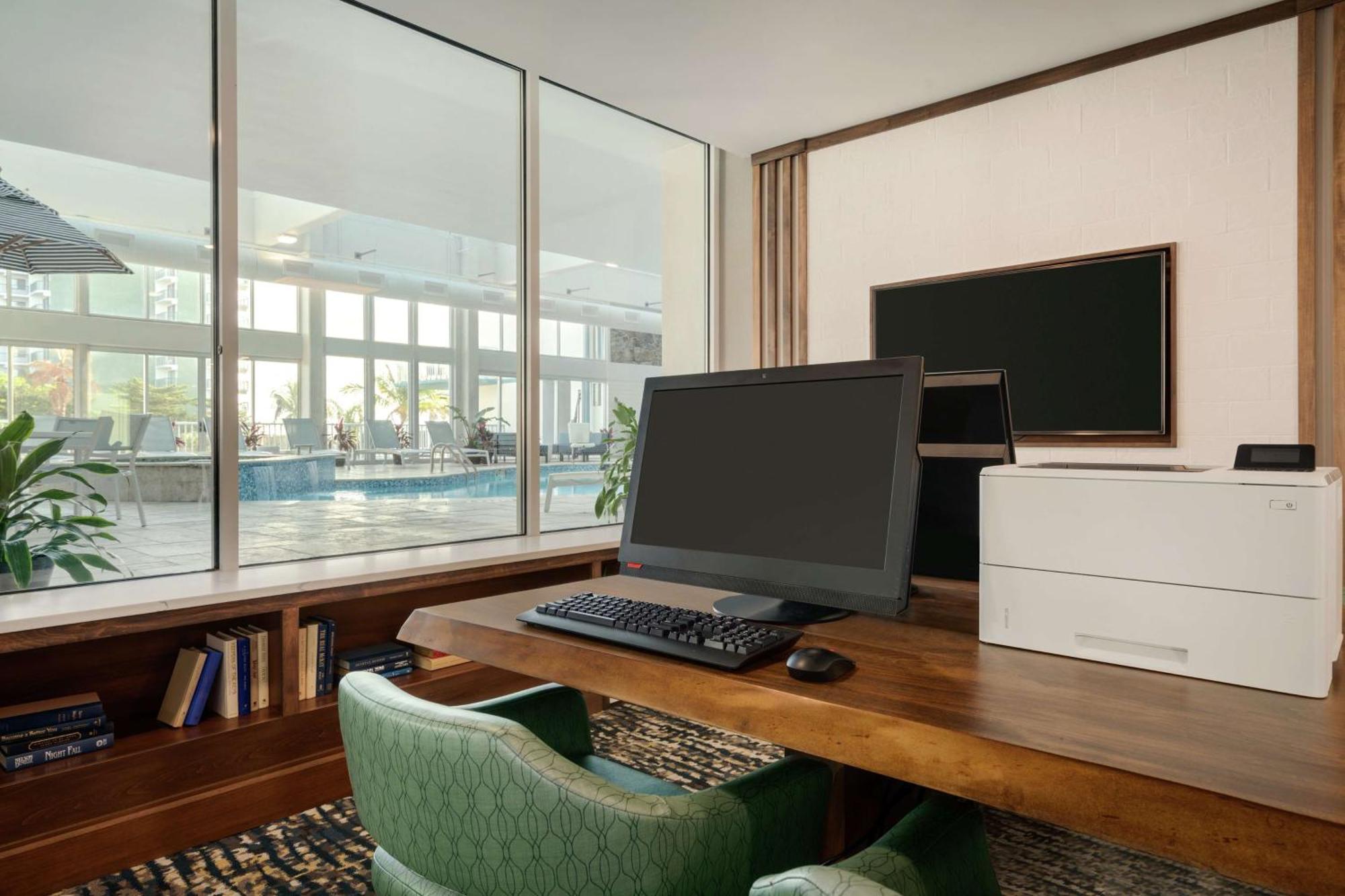 Hotel Doubletree By Hilton Ocean Oceanfront 4*