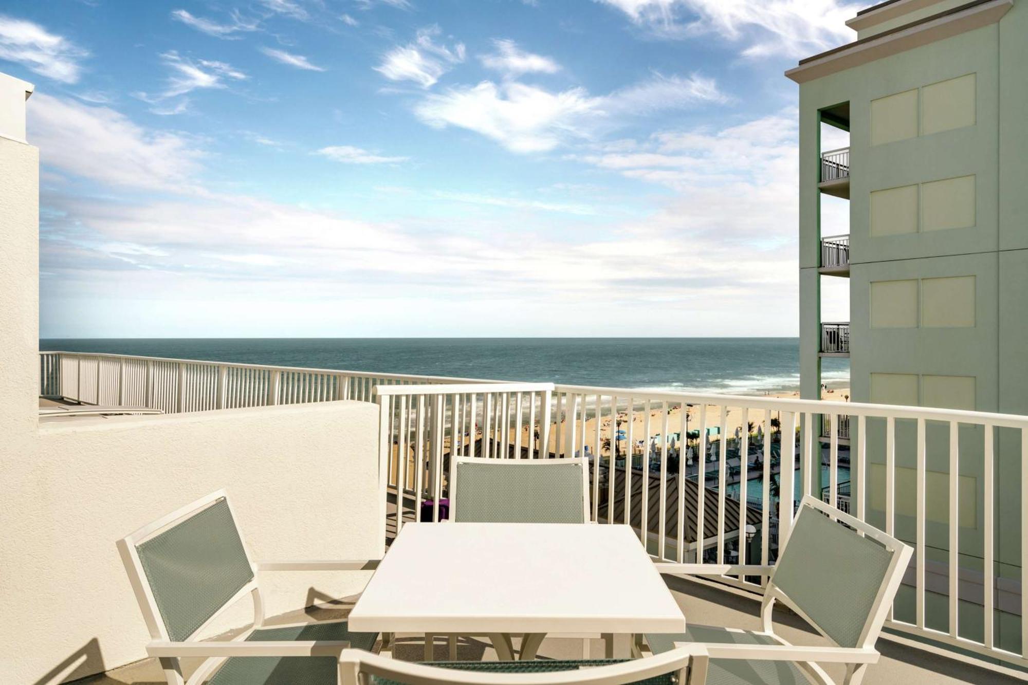 Doubletree By Hilton Ocean Oceanfront Hotel Ocean City