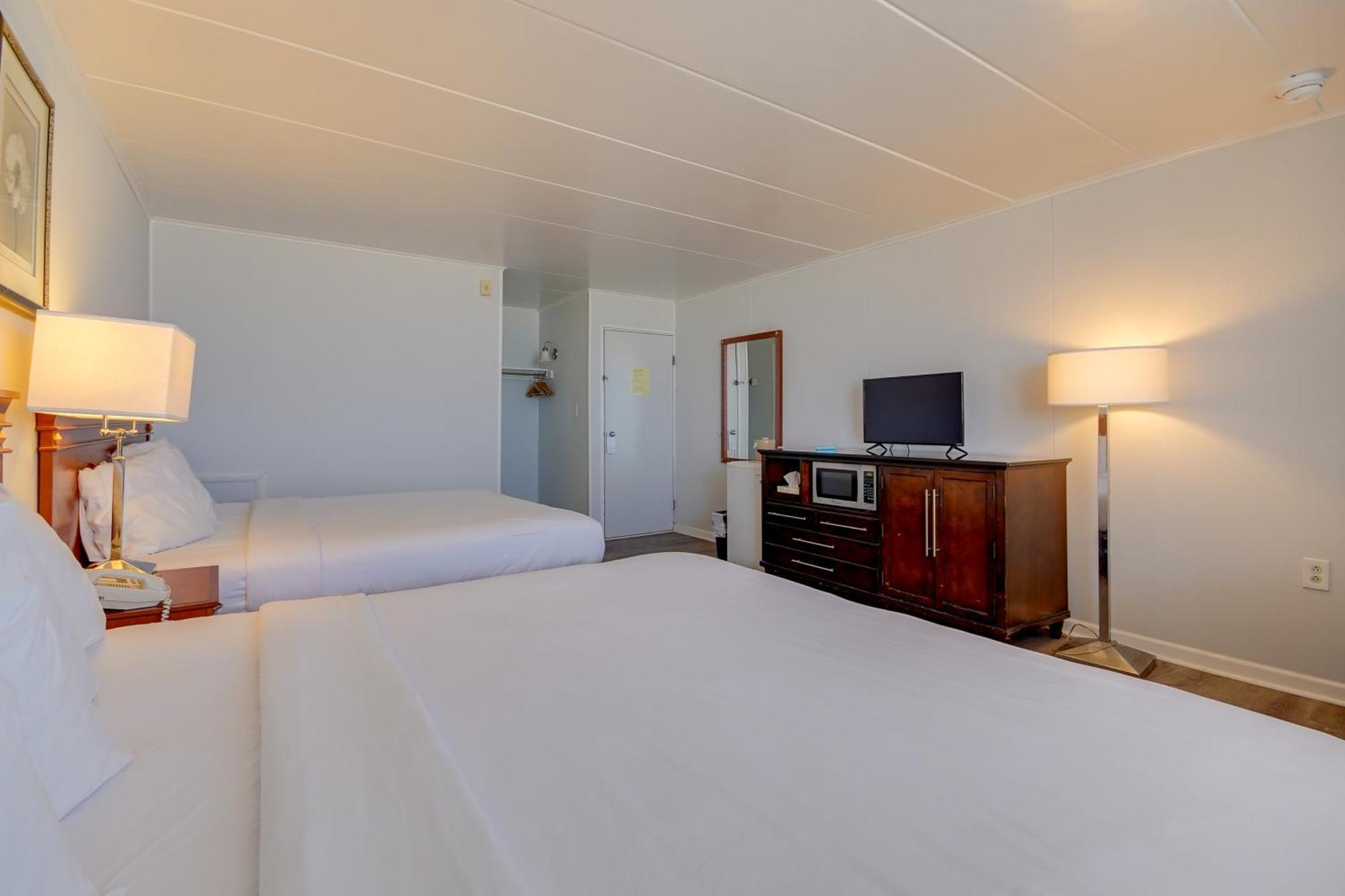 Rideau Oceanfront Inn 2*