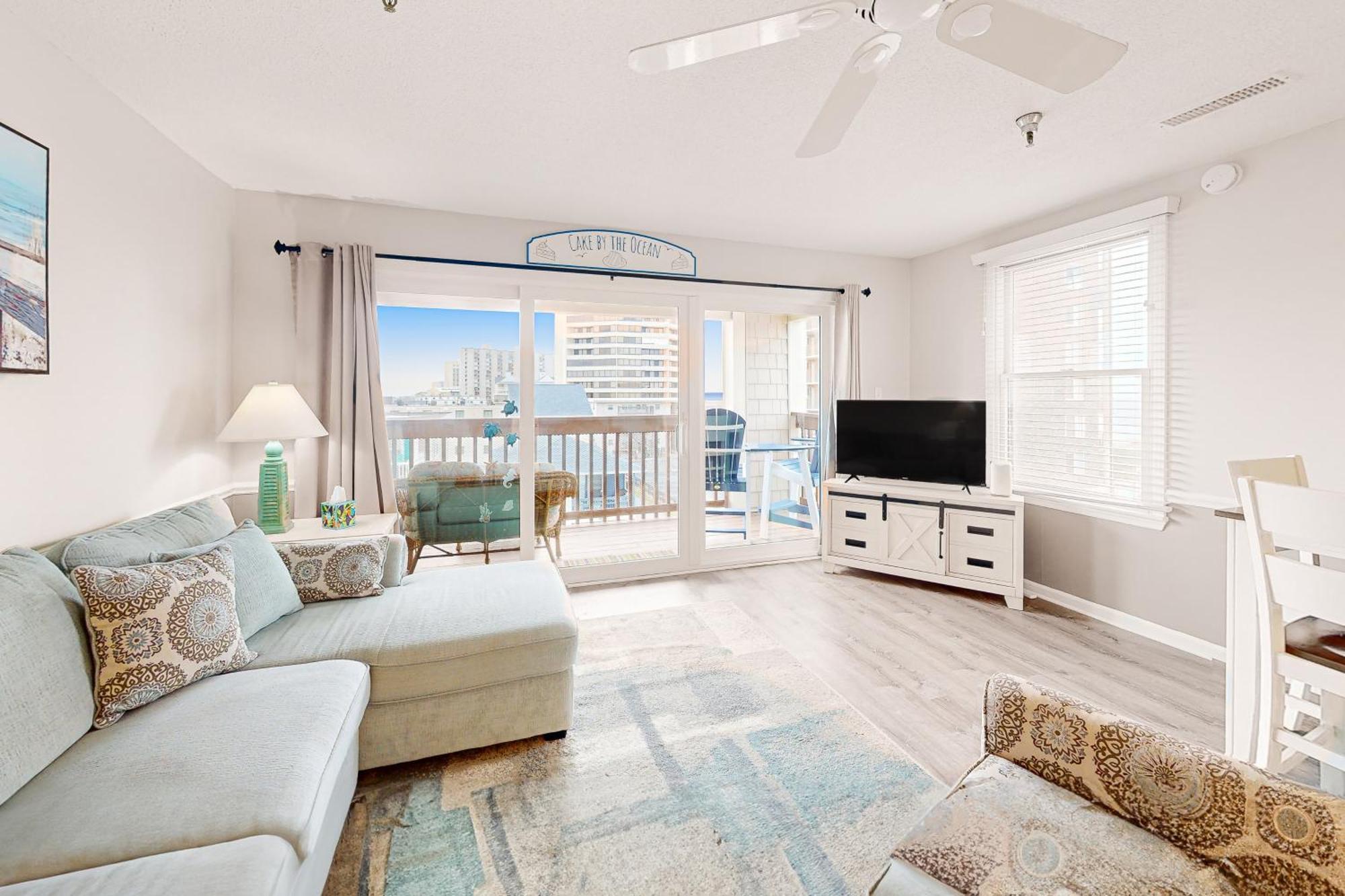 Apartment Cake By The Ocean - Silver Shores 301