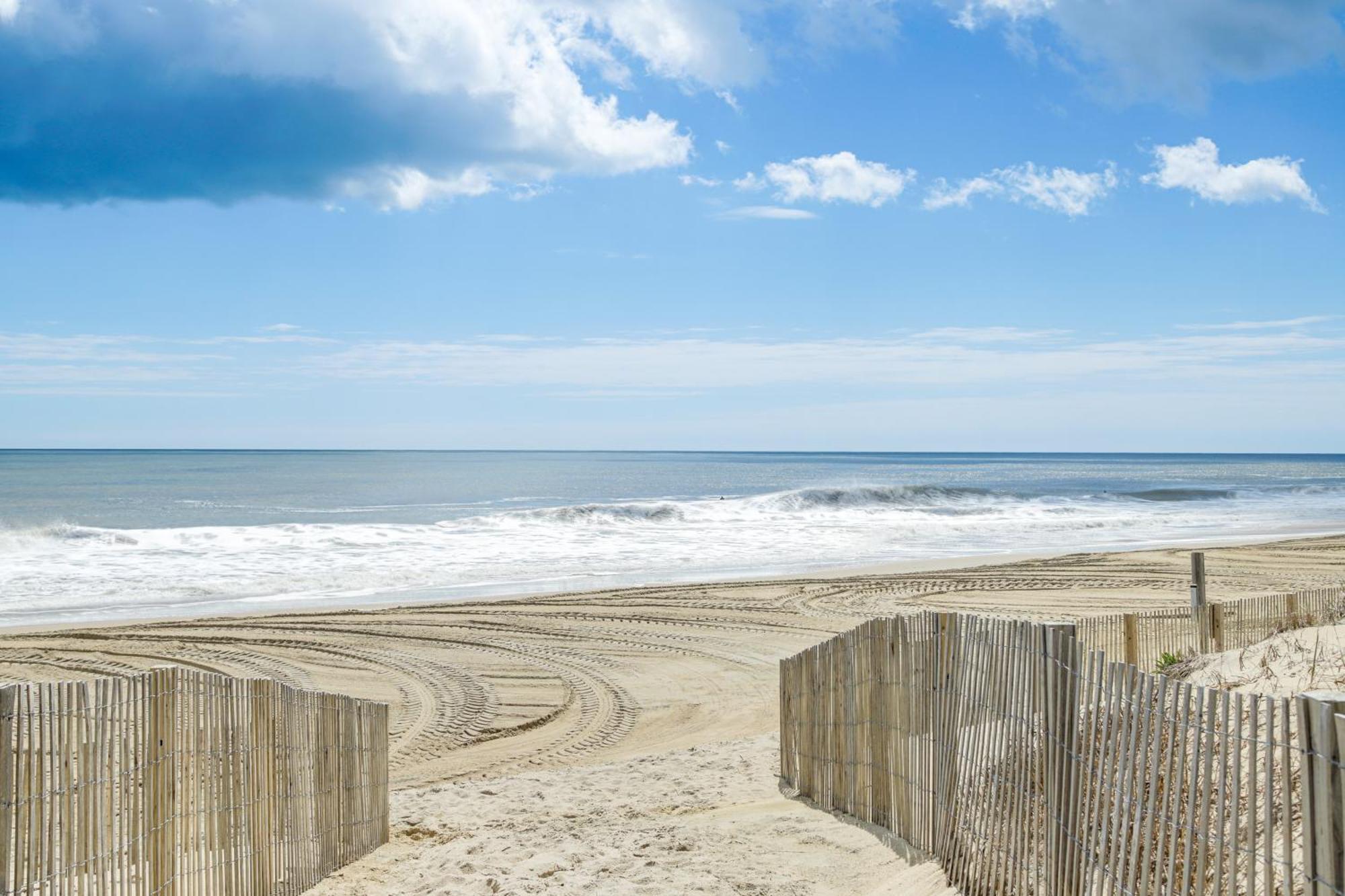 Apartment Ocean With Balcony - Steps To Boardwalk! Ocean City