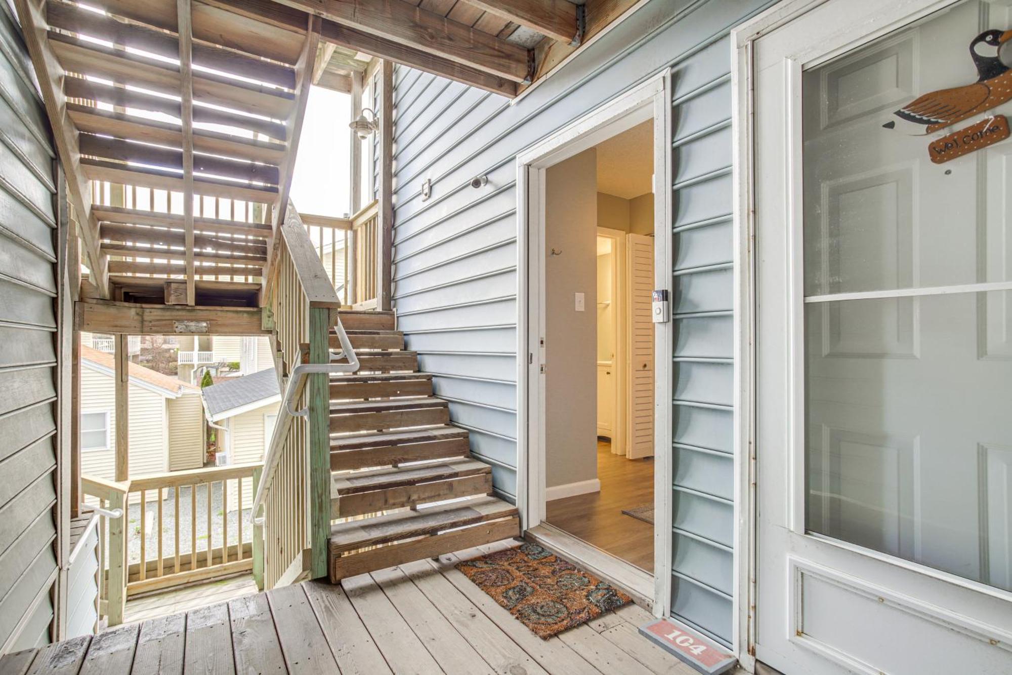 Apartment Ocean With Balcony - Steps To Boardwalk!