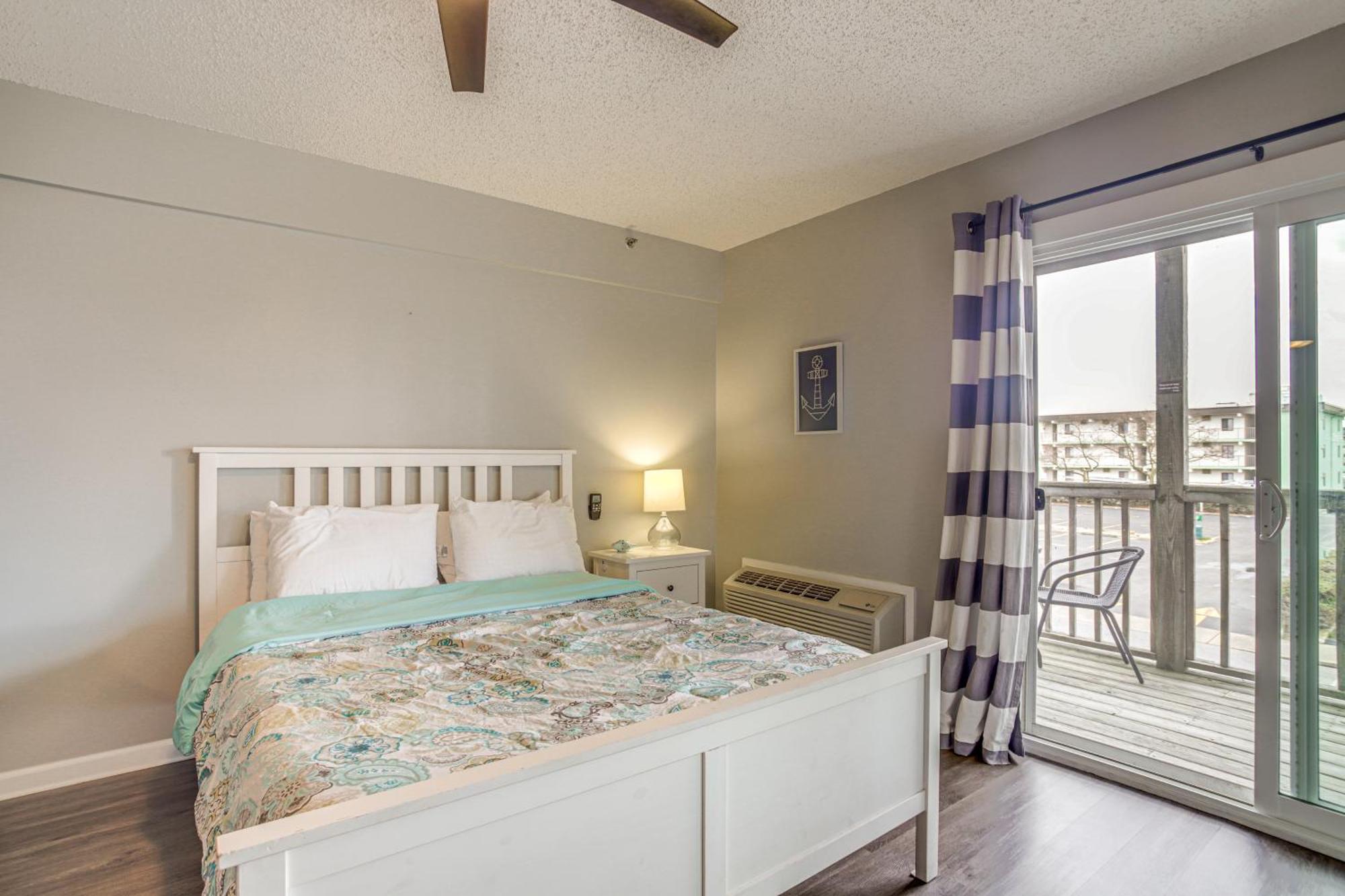 Ocean With Balcony - Steps To Boardwalk! Apartment Ocean City
