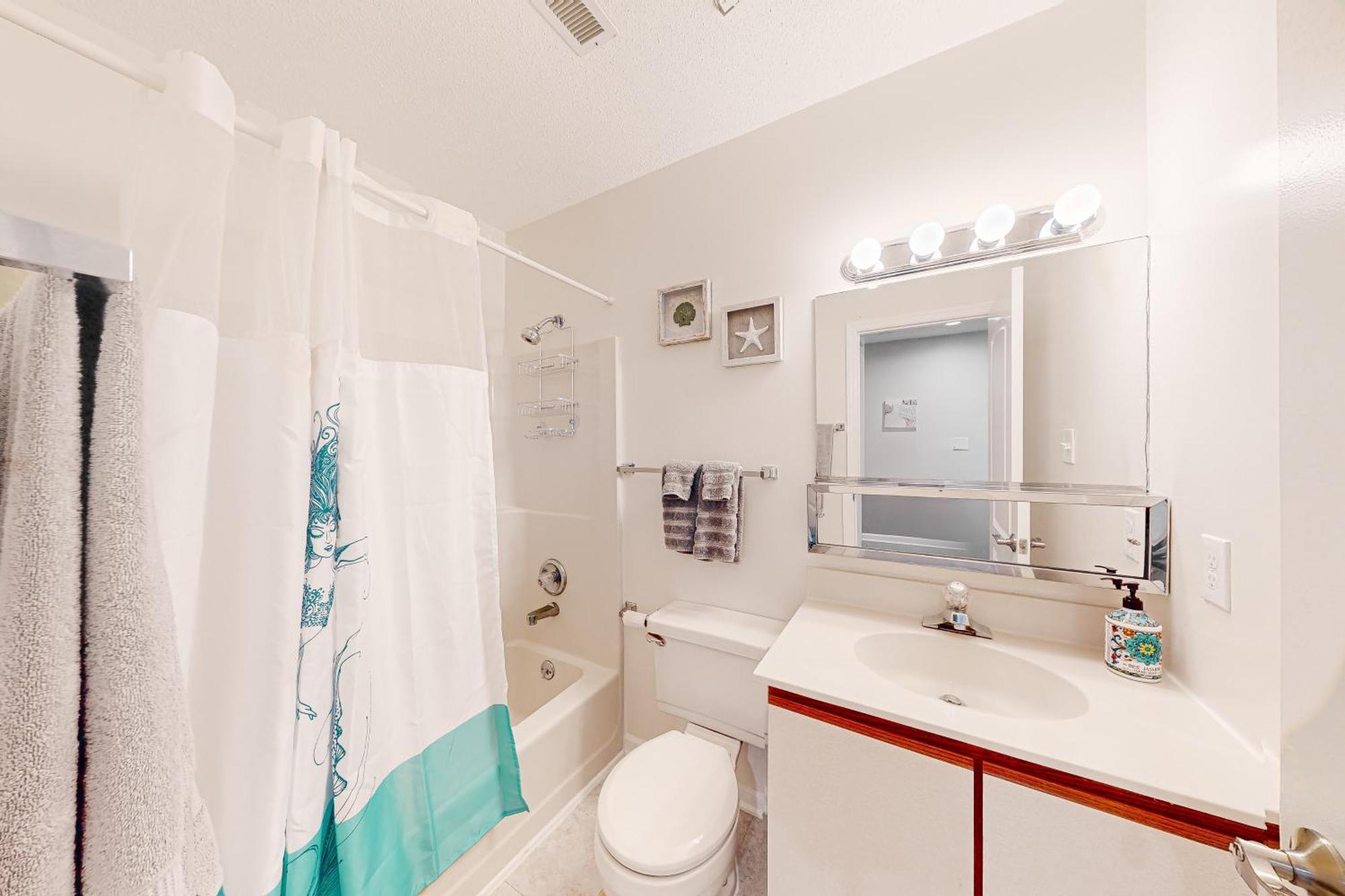 Cake By The Ocean - Silver Shores 301 Apartment