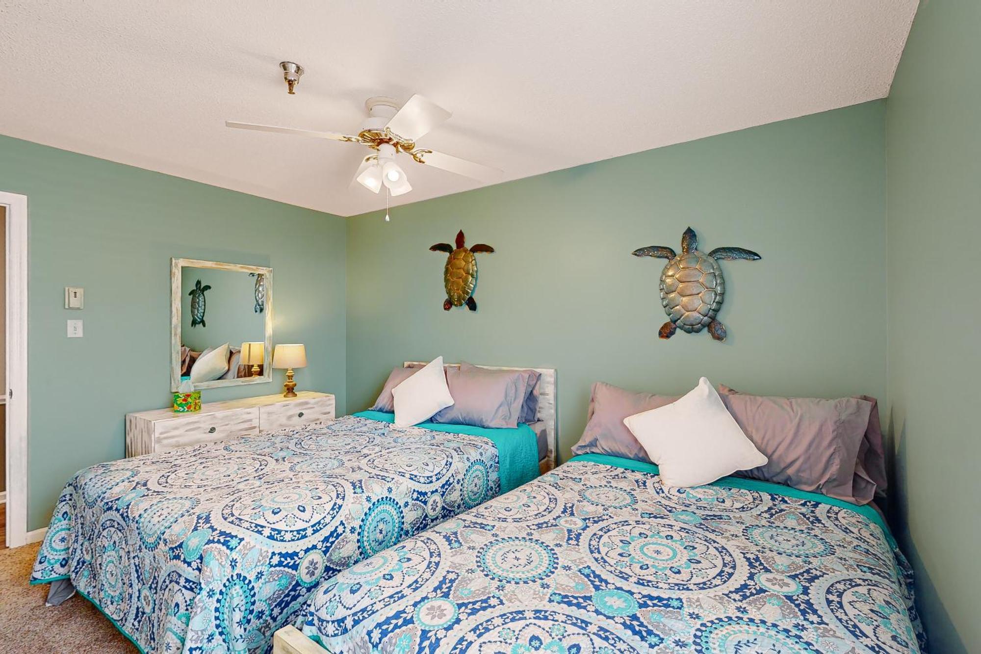 Apartment Cake By The Ocean - Silver Shores 301 *