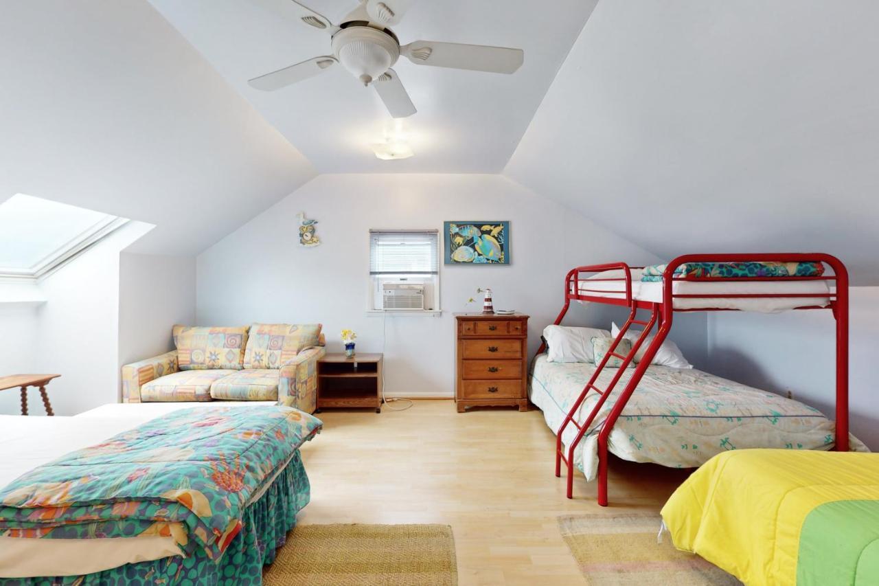Shipwreck Townhome *