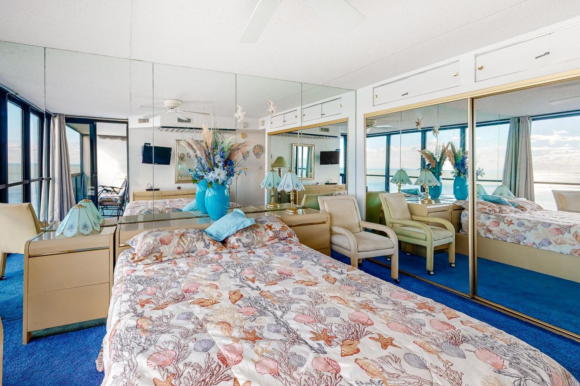 Holiday home Golden Sands