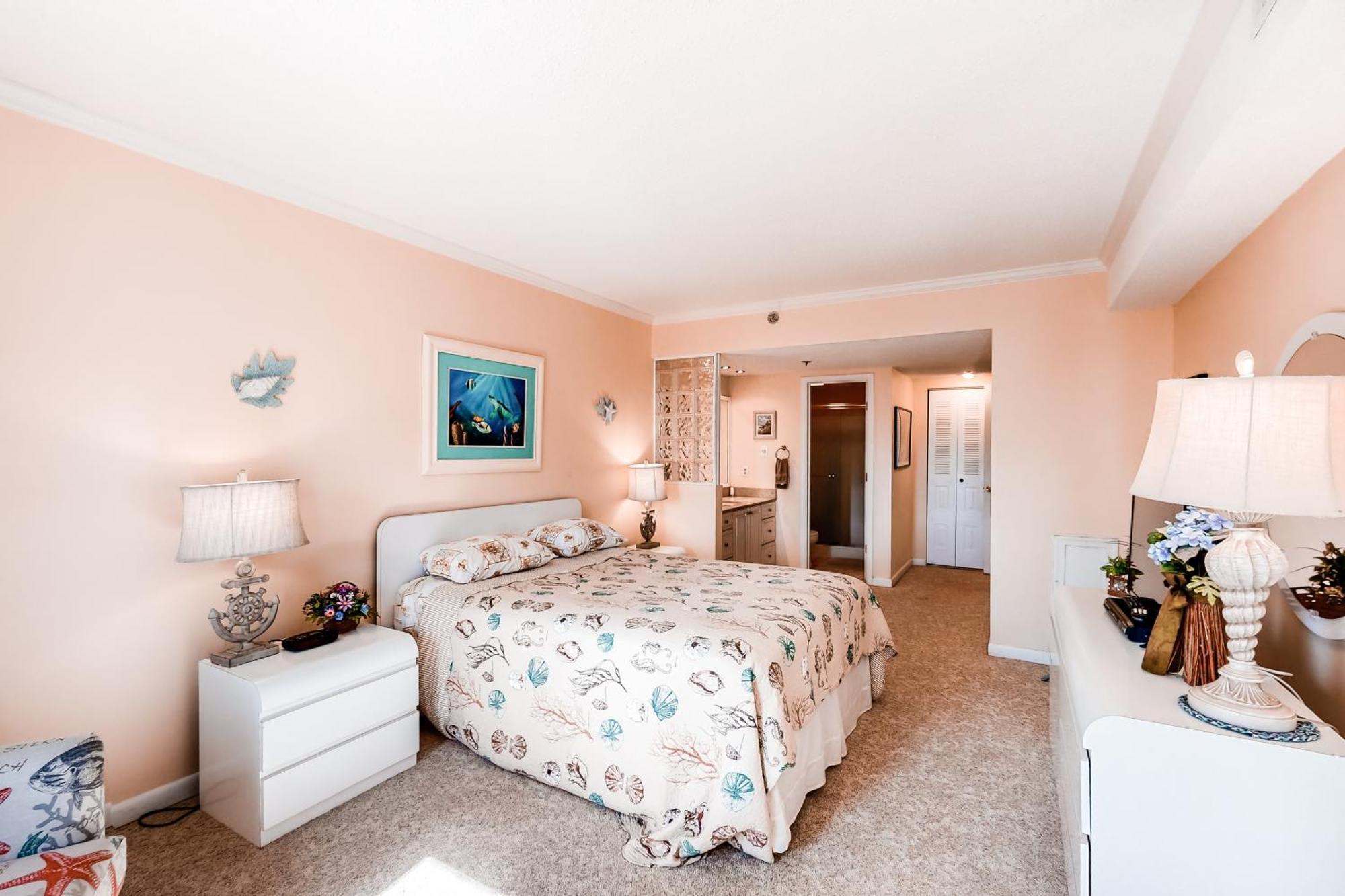 Royal Hawaiian Apartment