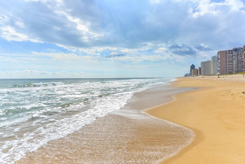 Fountainhead-ocean View Pool Sleeps 4 Apartment