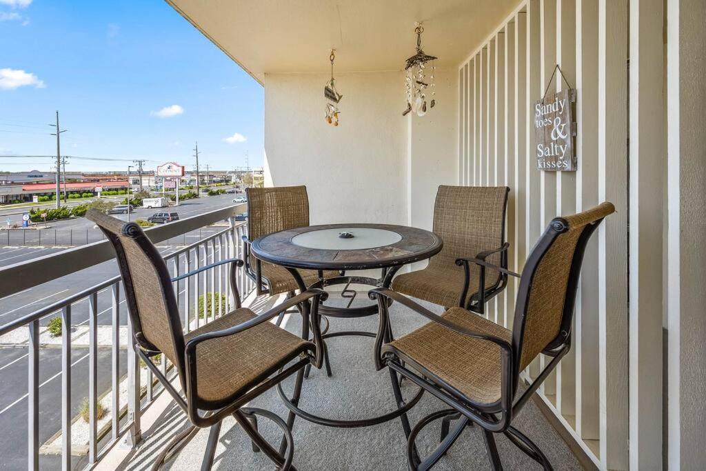 Fountainhead-ocean View Pool Sleeps 4 Apartment *