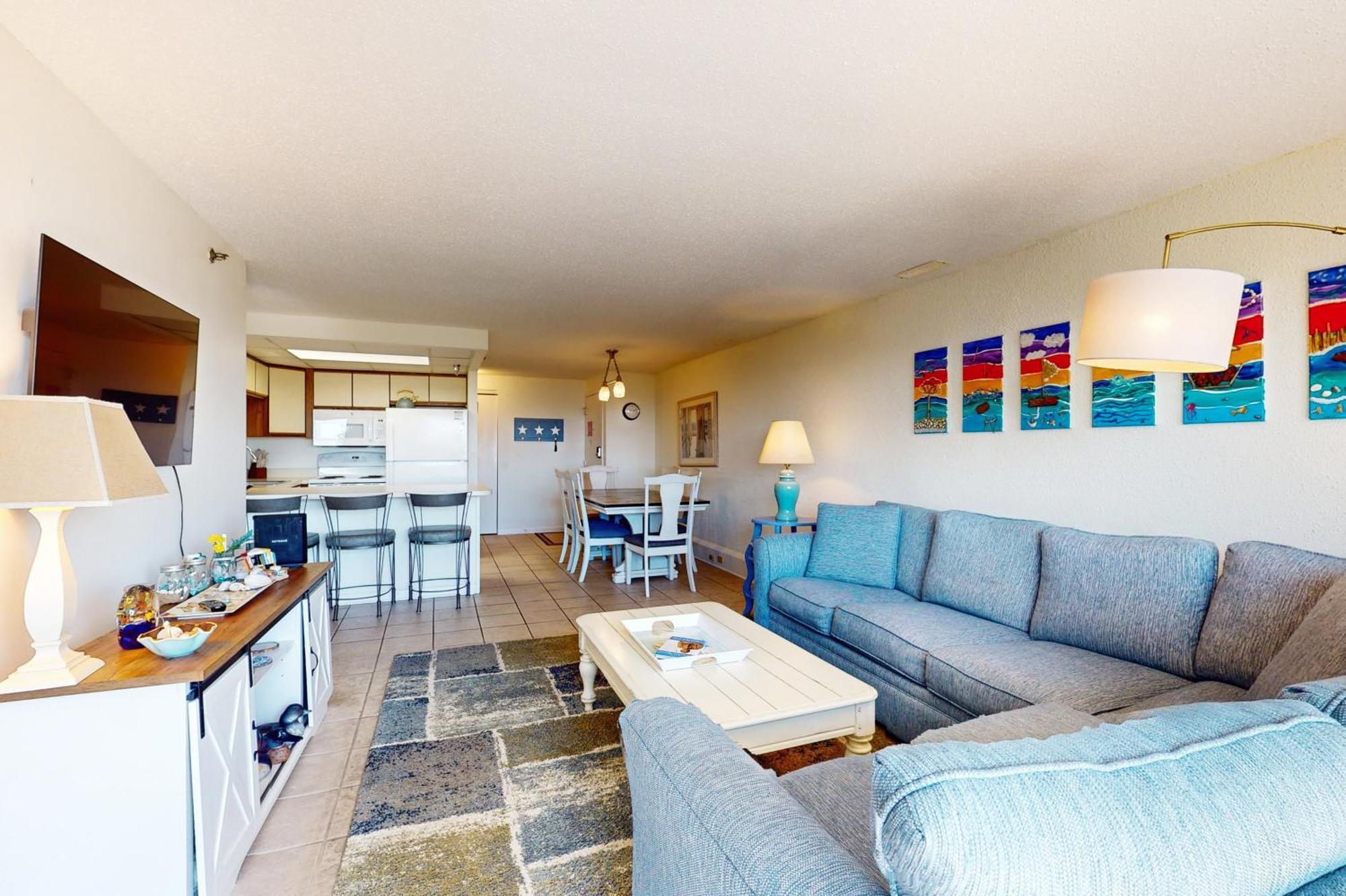 Sandy Square Apartment