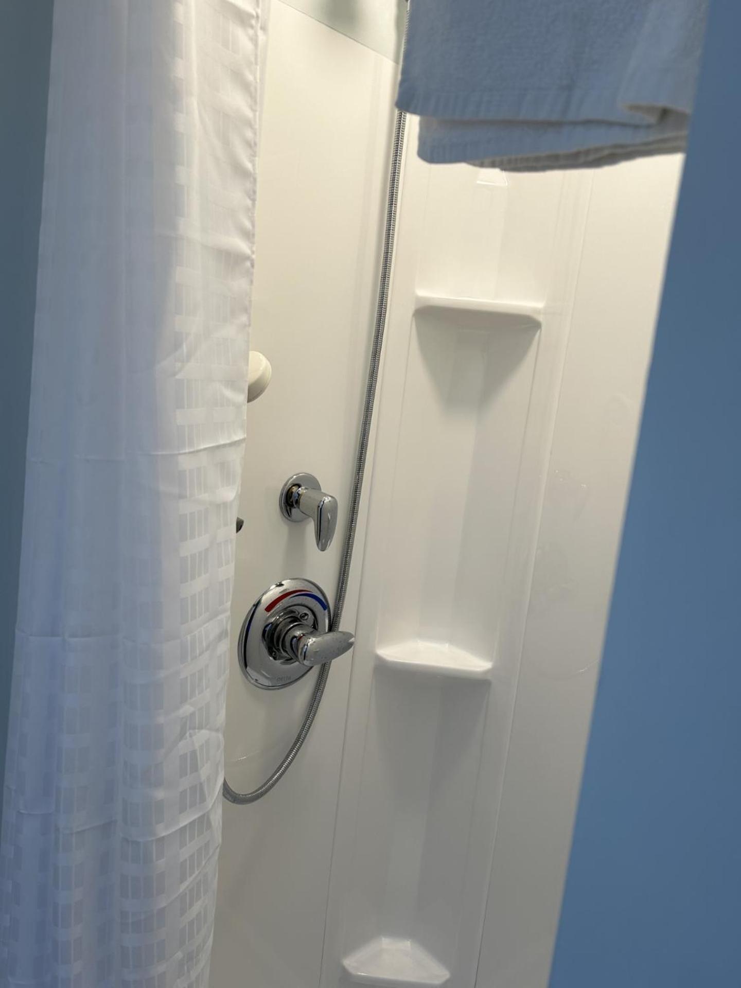 The Admiral Hotel/motel 2*