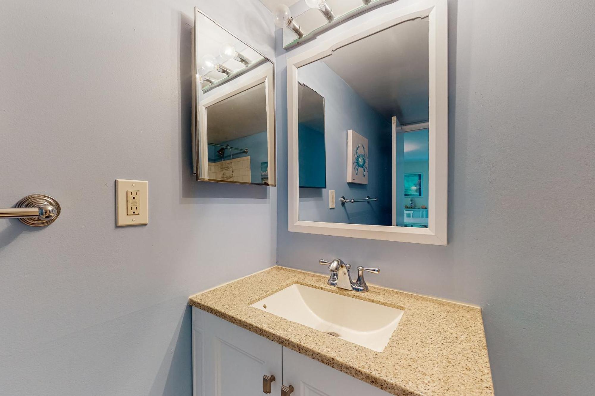 Fountainhead Towers 1105 Apartment