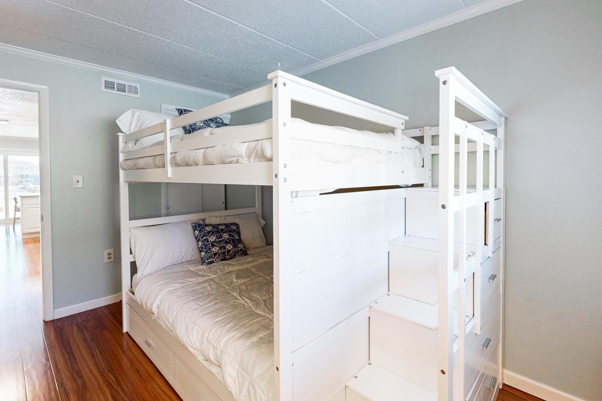 Apartment Salty Sands Ii 103 Ocean City