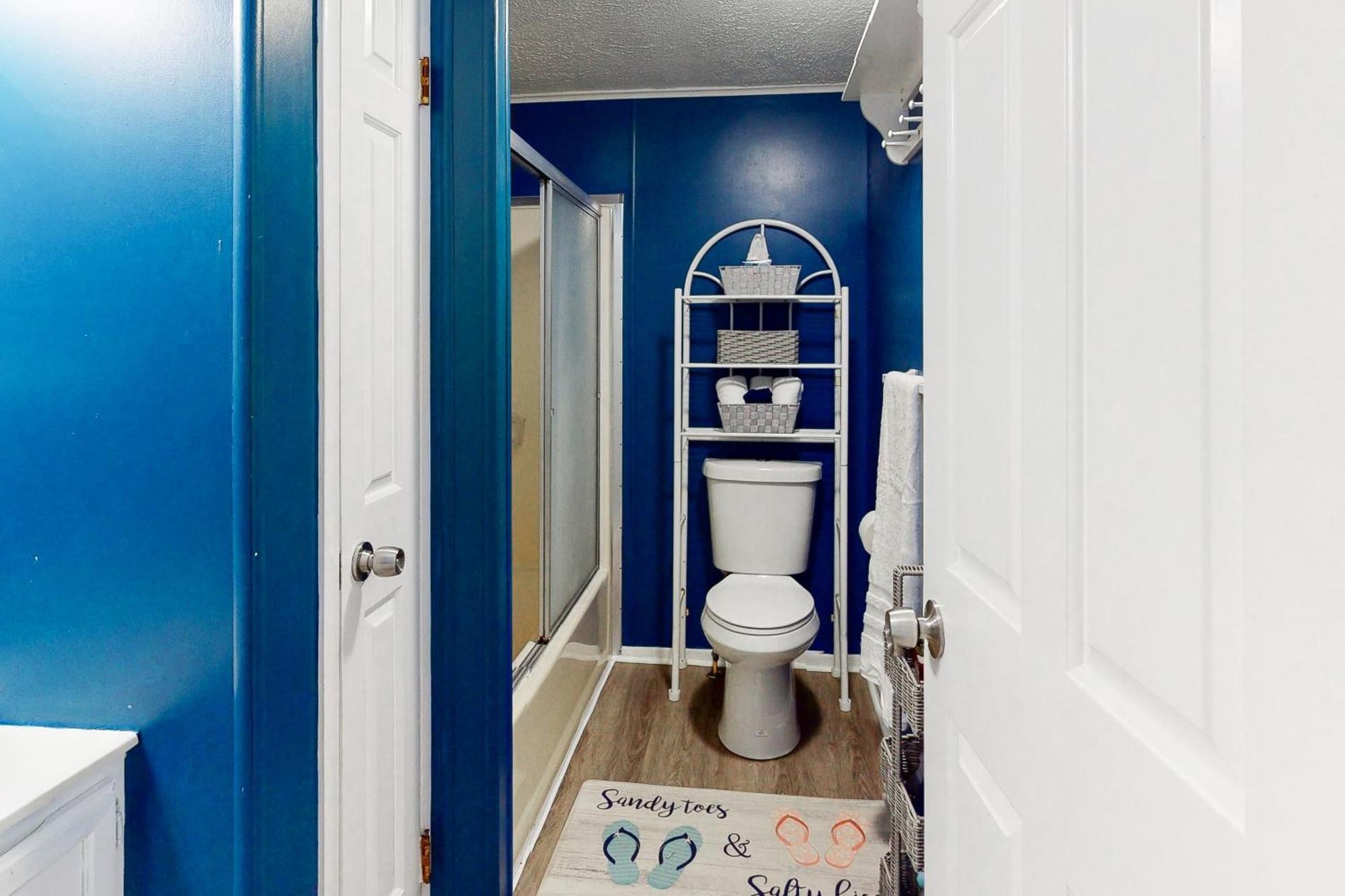 Old Wharf Apartment