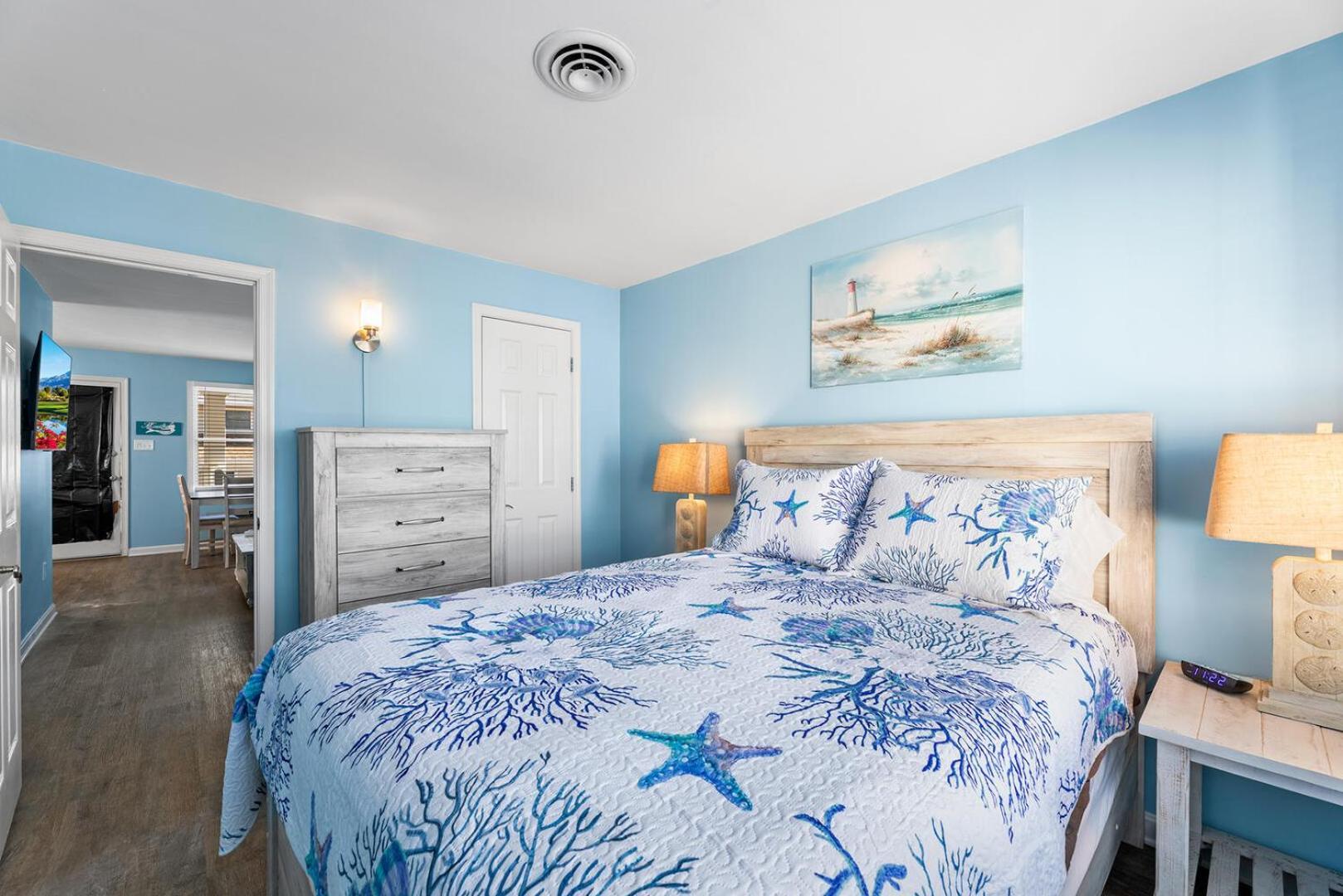Apartment The Barracuda 2 Steps To The 2br Sleeps 6 Ocean City