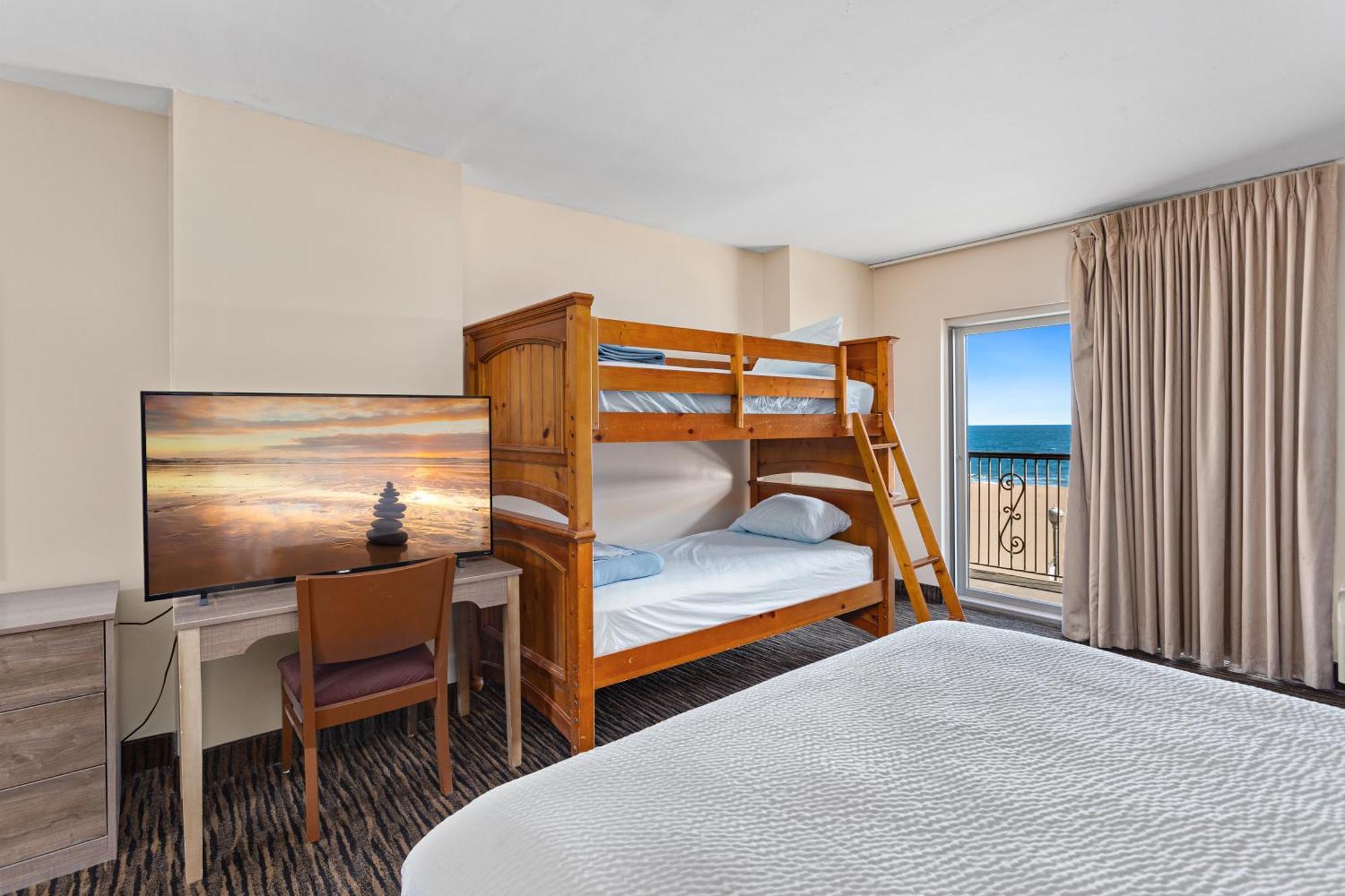 Americana Motor On Boardwalk Hotel *