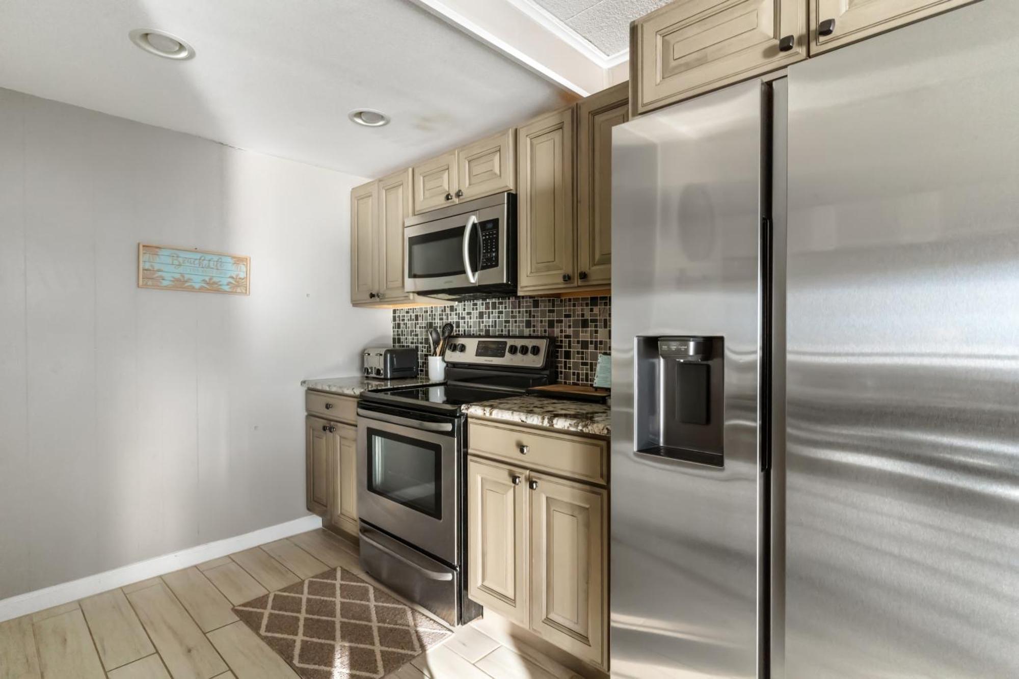 Holiday home Calypso 2-bedroom With Ocean Views & Pool Access Ocean Beachfront Escape *