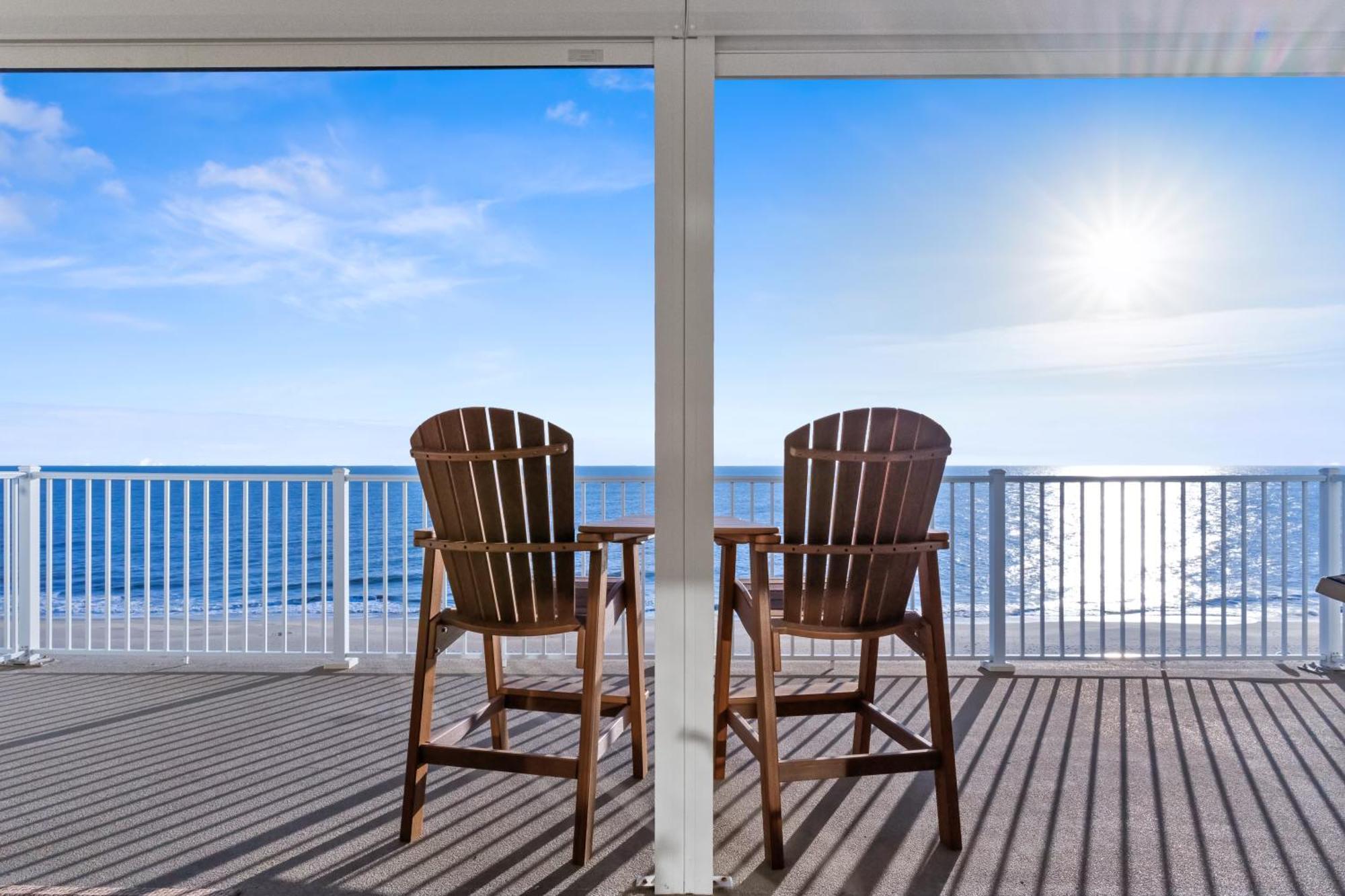 Holiday home Calypso 2-bedroom With Ocean Views & Pool Access Ocean Beachfront Escape