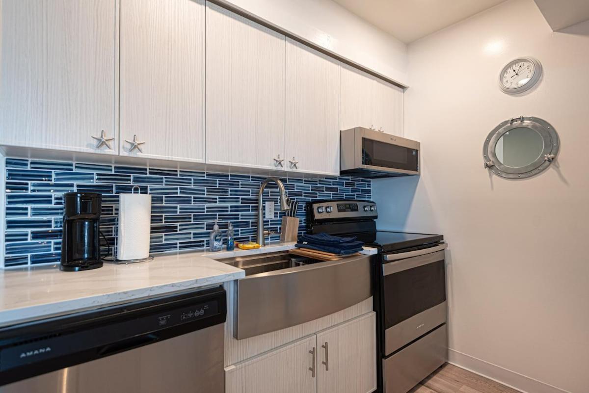 Waterside Six 302 - Captain's Pride Holiday home