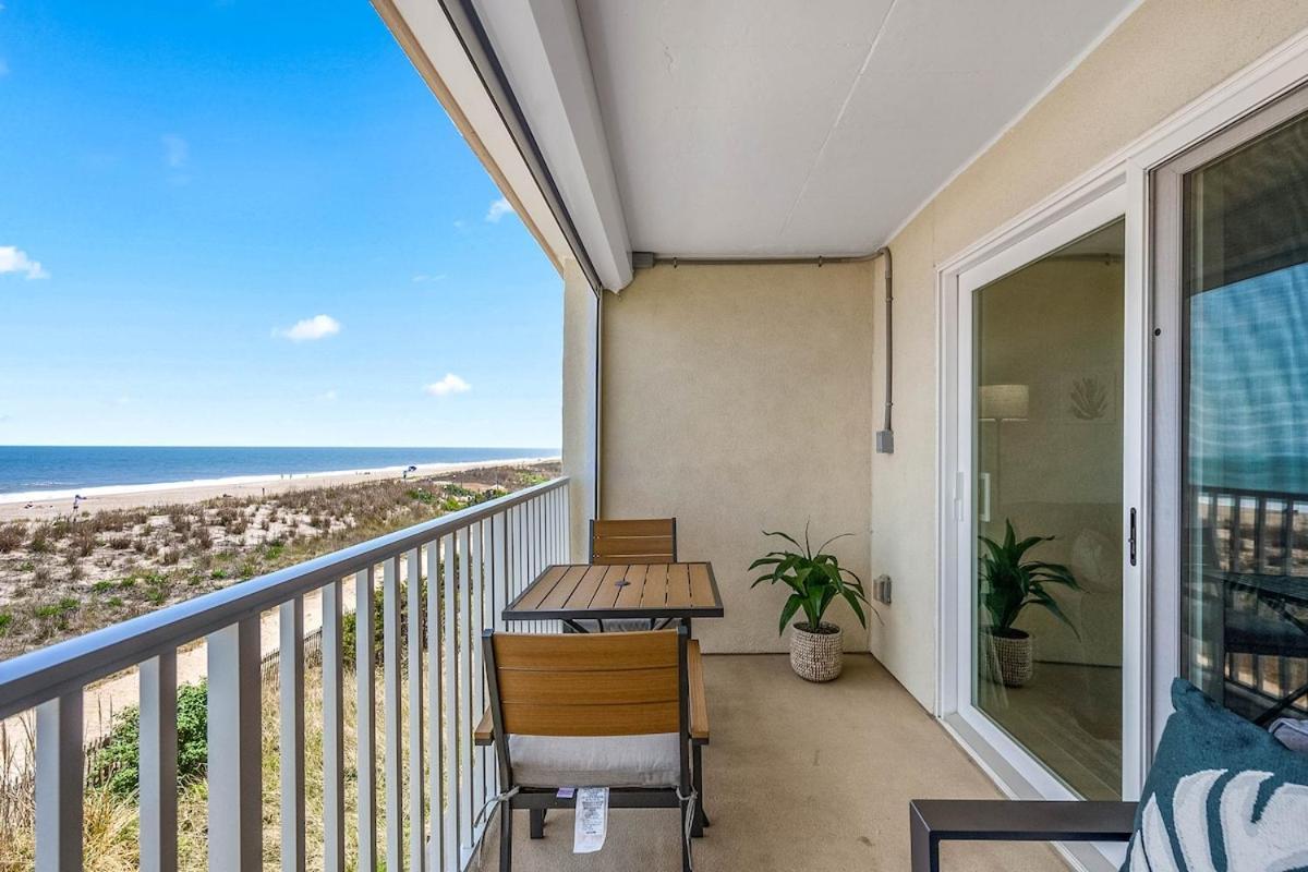 Cara Mar 205 - Oceanfront Rendezvous Holiday home
