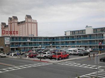 Dunes Court
