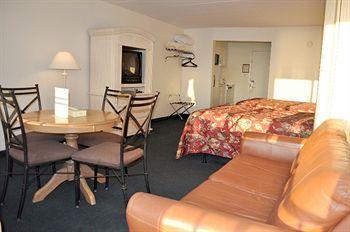 Dunes Court 2*