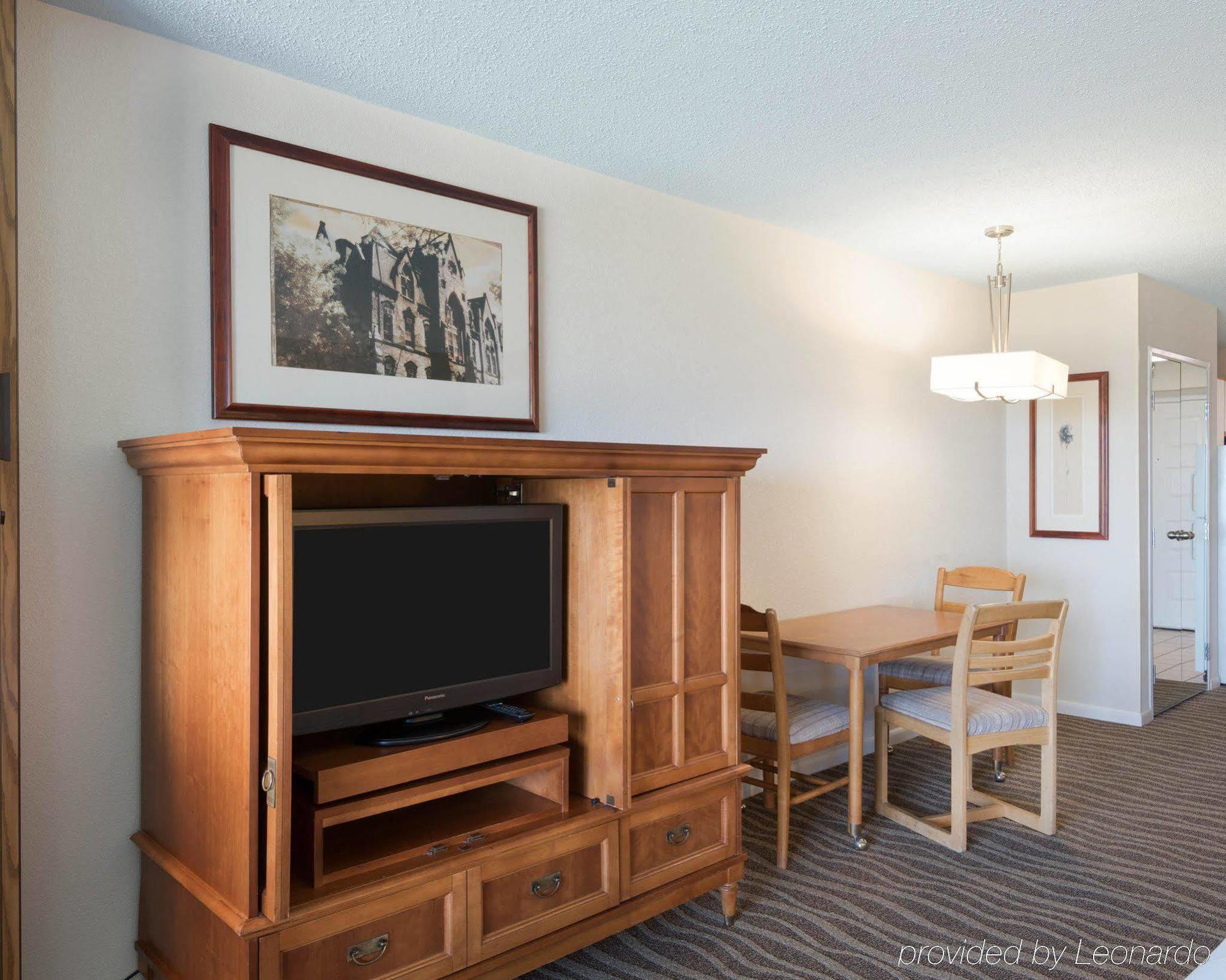 Doubletree By Hilton Ocean Oceanfront Hotel Ocean City