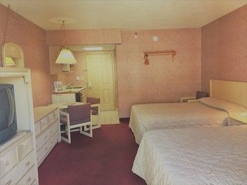 Americana Motor On Boardwalk Hotel *