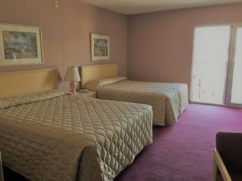 Americana Motor On Boardwalk Hotel *