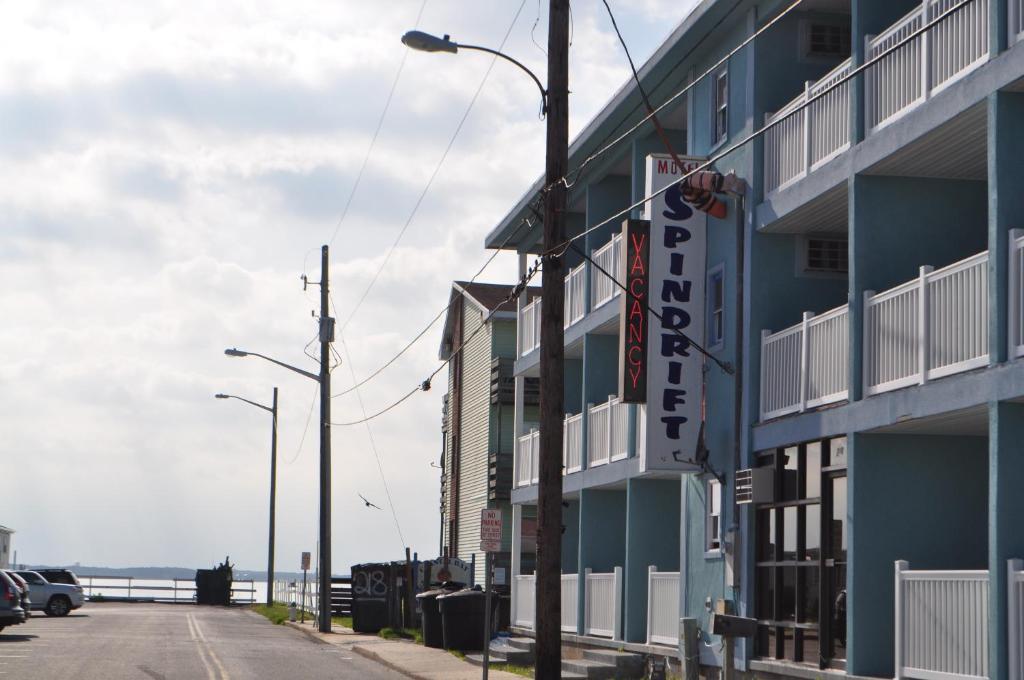 Motel Spindrift 2*