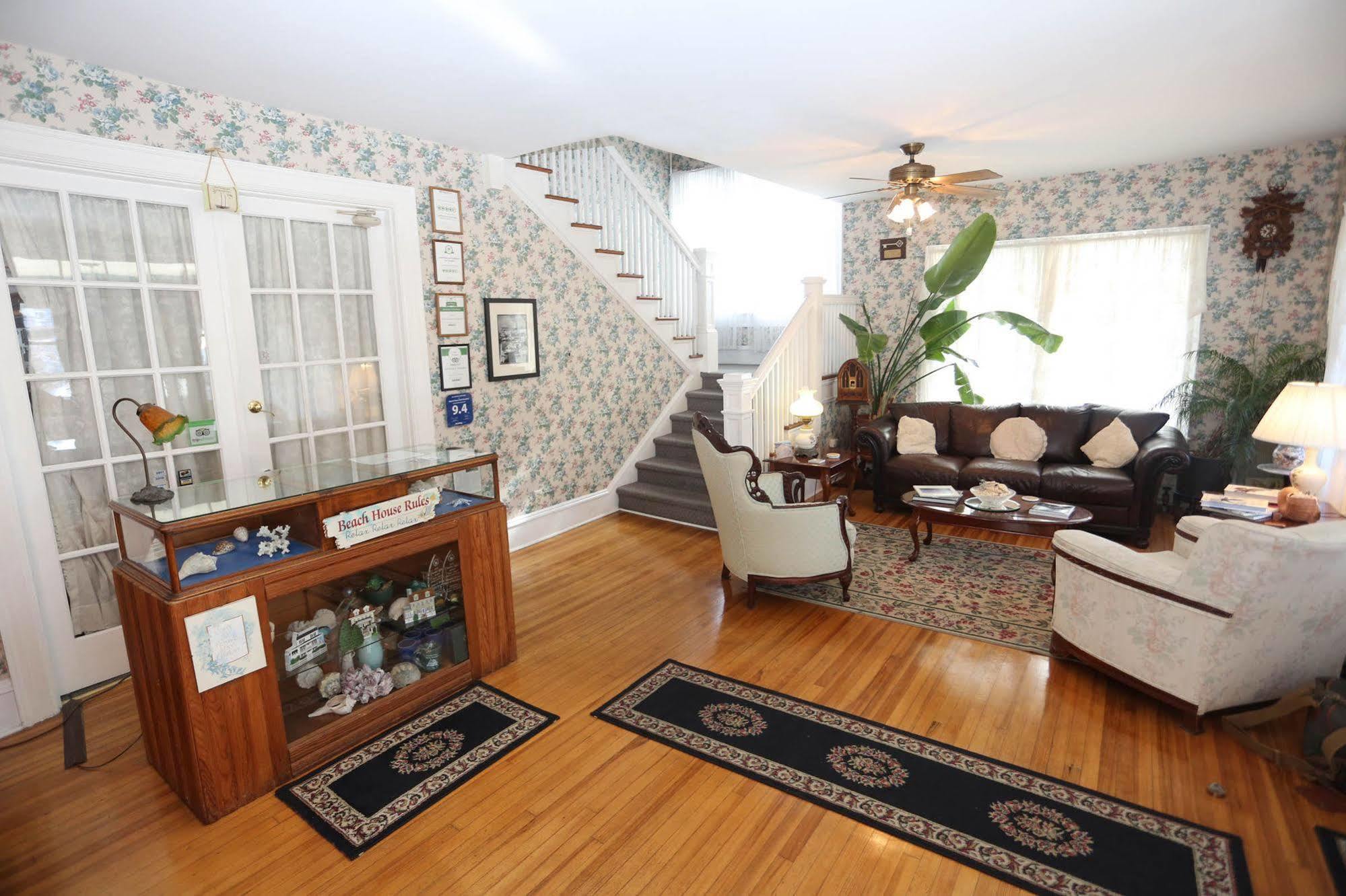 Atlantic House Bed & Breakfast 3*