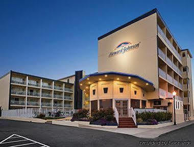 Howard Johnson By Wyndham Ocean Oceanfront Hotel