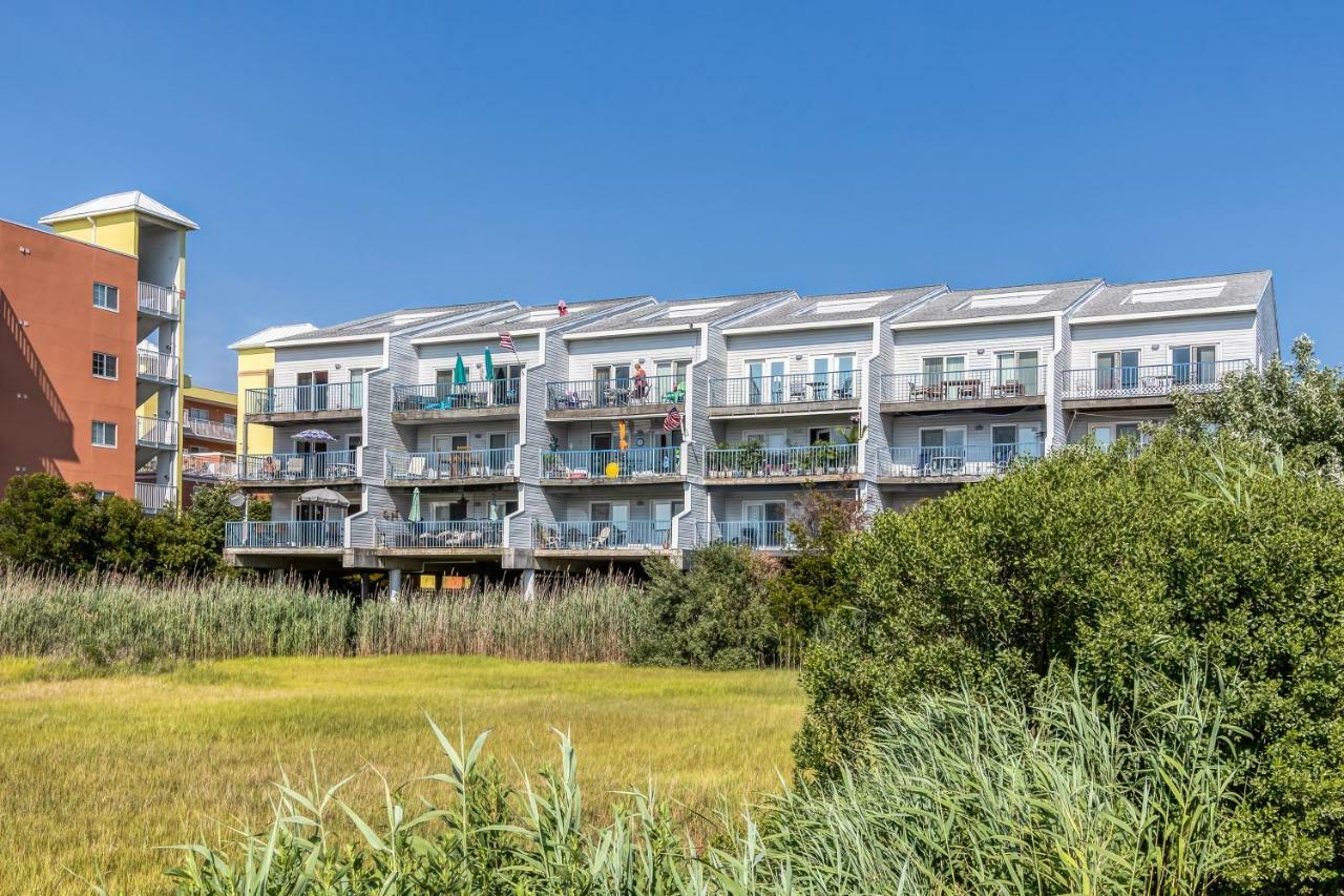 San Remo #202 - Fay's Bay Getaway Apartment *