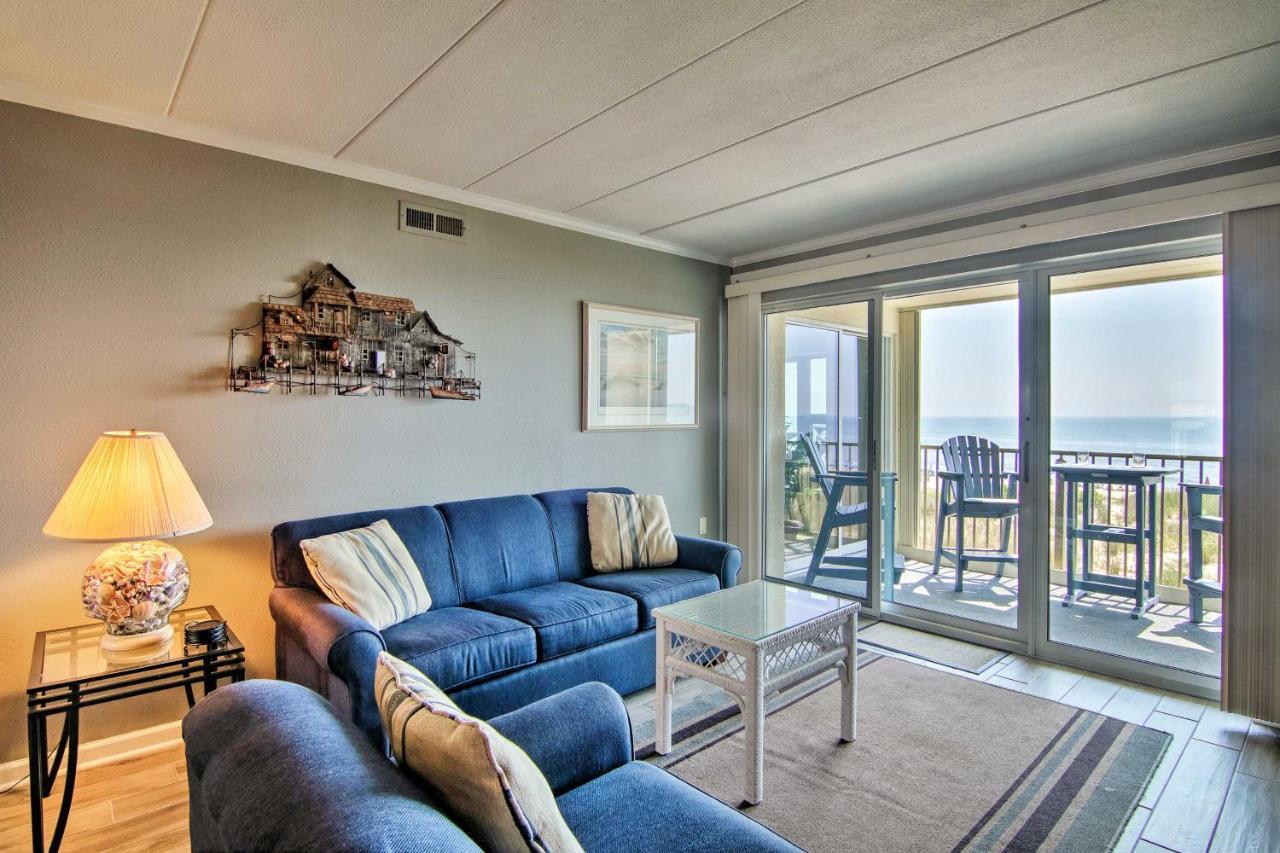 Beachfront Ocean With Balcony And Views Apartment