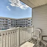 Ocean City Condo With Pool - Steps To Beach!