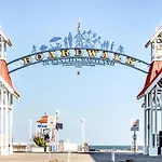 Bayfront Beauty At Mallard Landing